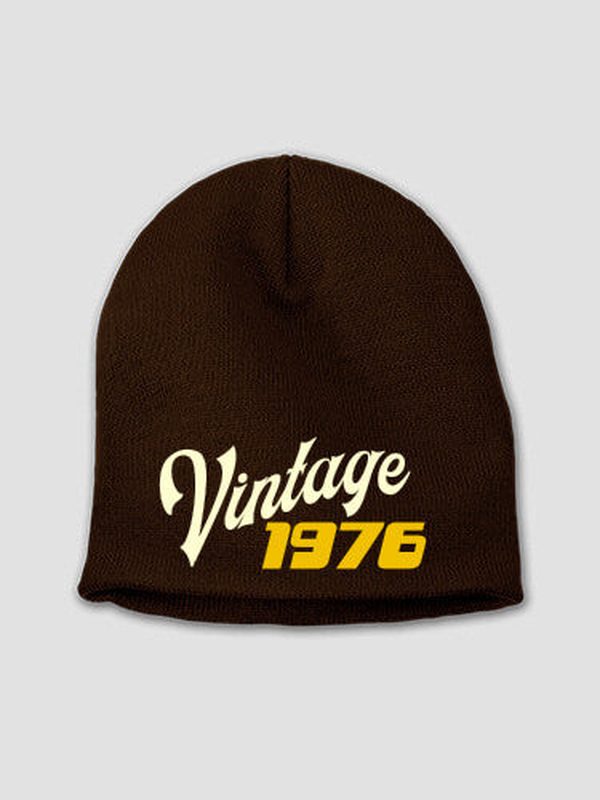 Vintage : Embroidered Beanies