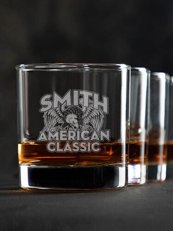 American Classic : Rocks Glasses - Engraved