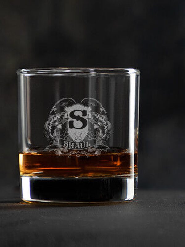 Bass Coat Of Arms : Rocks Glasses - Engraved product image 2