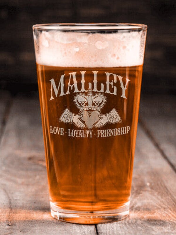 Claddagh : Pint Glasses - Engraved