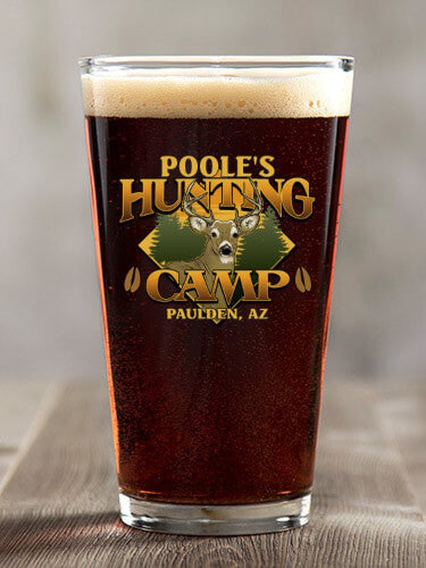 Deer Hunting Camp : Pint Glasses - Color Printed