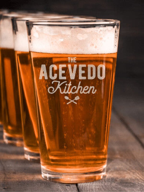 Farmhouse Kitchen : Pint Glasses - Engraved