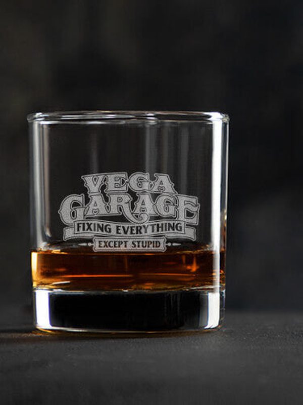 Fixing Everything Garage : Rocks Glasses - Engraved