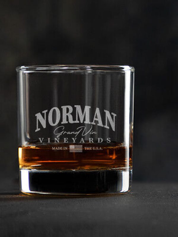 Grand Vineyards : Rocks Glasses - Engraved