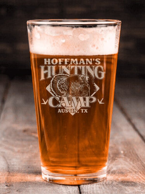Turkey Hunting Camp : Pint Glasses - Engraved