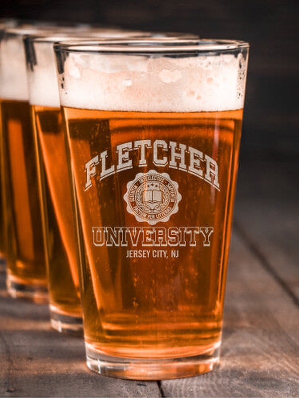 Vintage University : Pint Glasses - Engraved