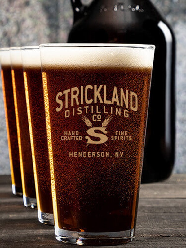 Distilling Company : Growler Pint Glass Gift Sets - Color Printed