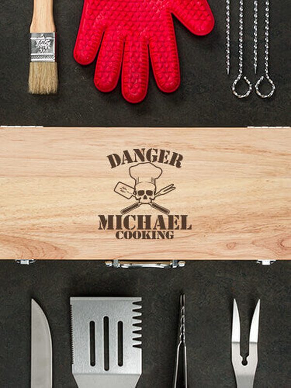 Cooking Danger : 10 Piece BBQ Set